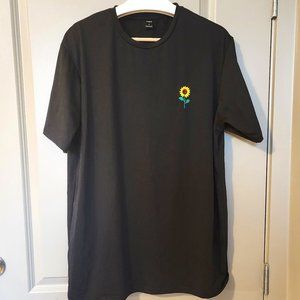 Shein Sunflower Black T-Shirt-Size L